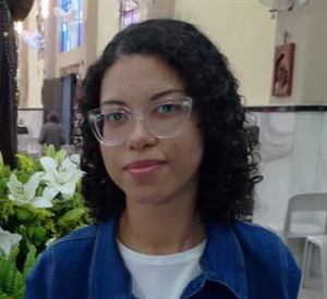 Sophya Apenas