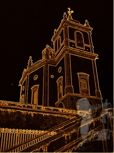 Igreja em silhueta