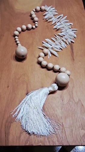 Colar de Mesa Madre Perolas