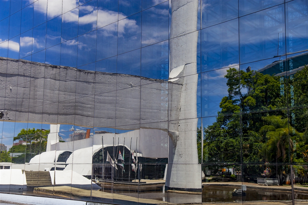 MEMORIAL DA AMÉRICA LATINA REFLEXO 2