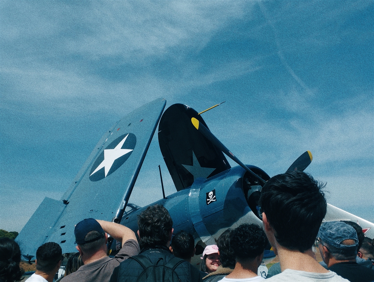 CHANCE VOUGHT F4U CORSAIR